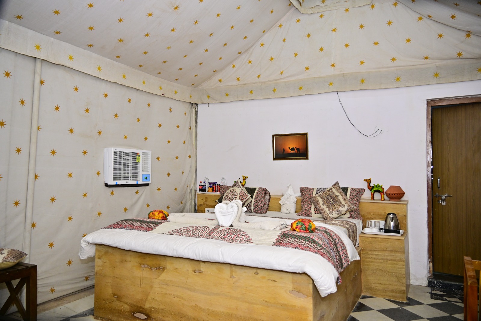 dinner on dunes in jaisalmer desert camp experience